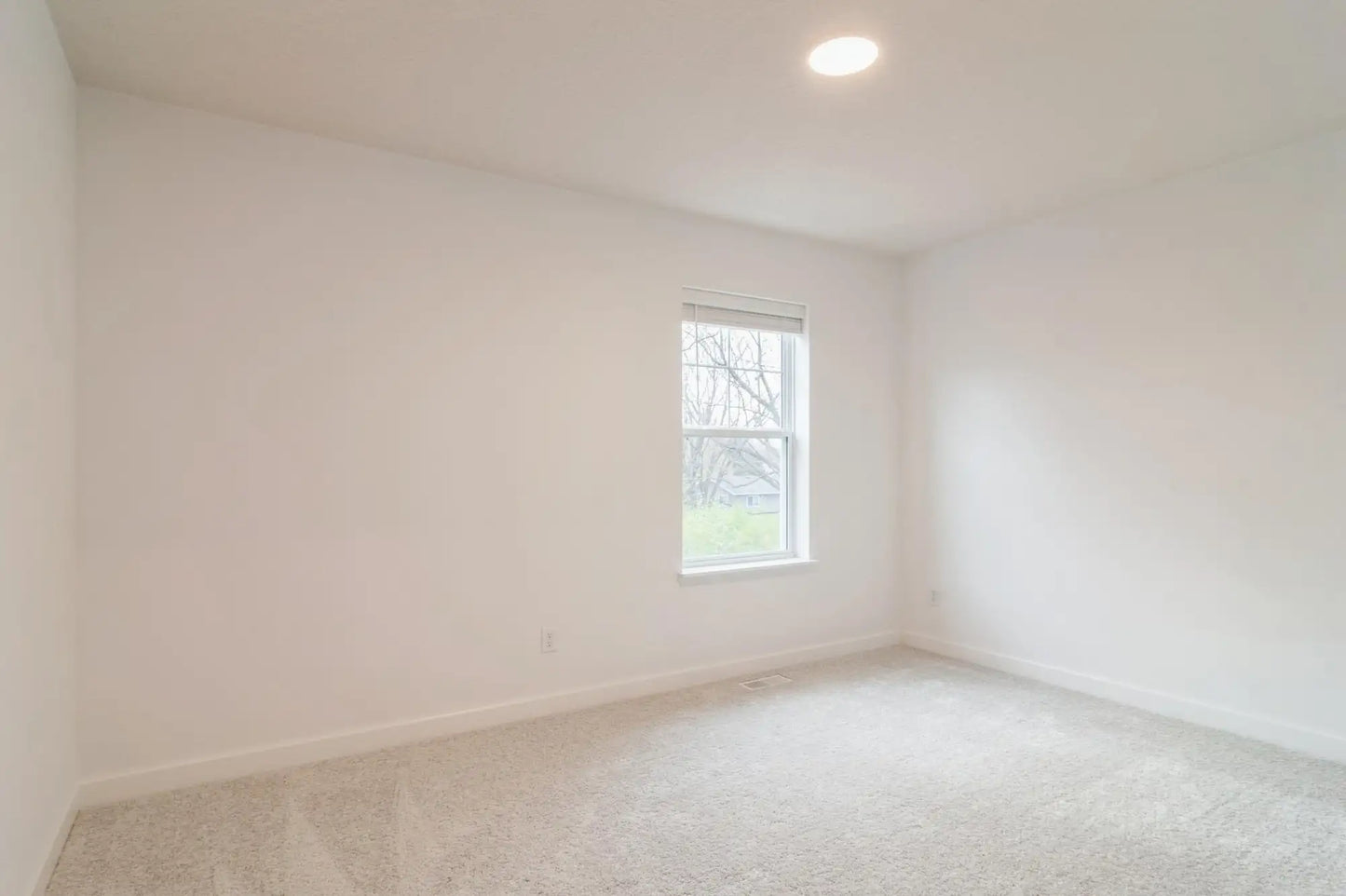 10461 Harbor Lane, Maple Grove, MN 55369